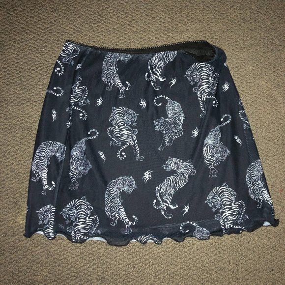 Tiger mesh mini skirt - Picture 1 of 2